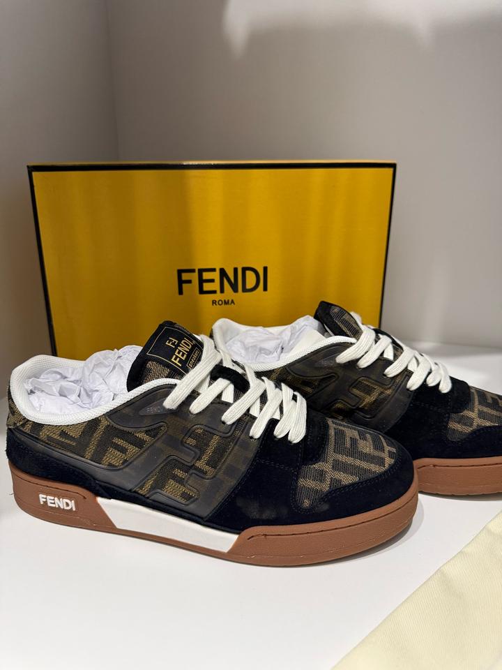 Кроссовки Fendi