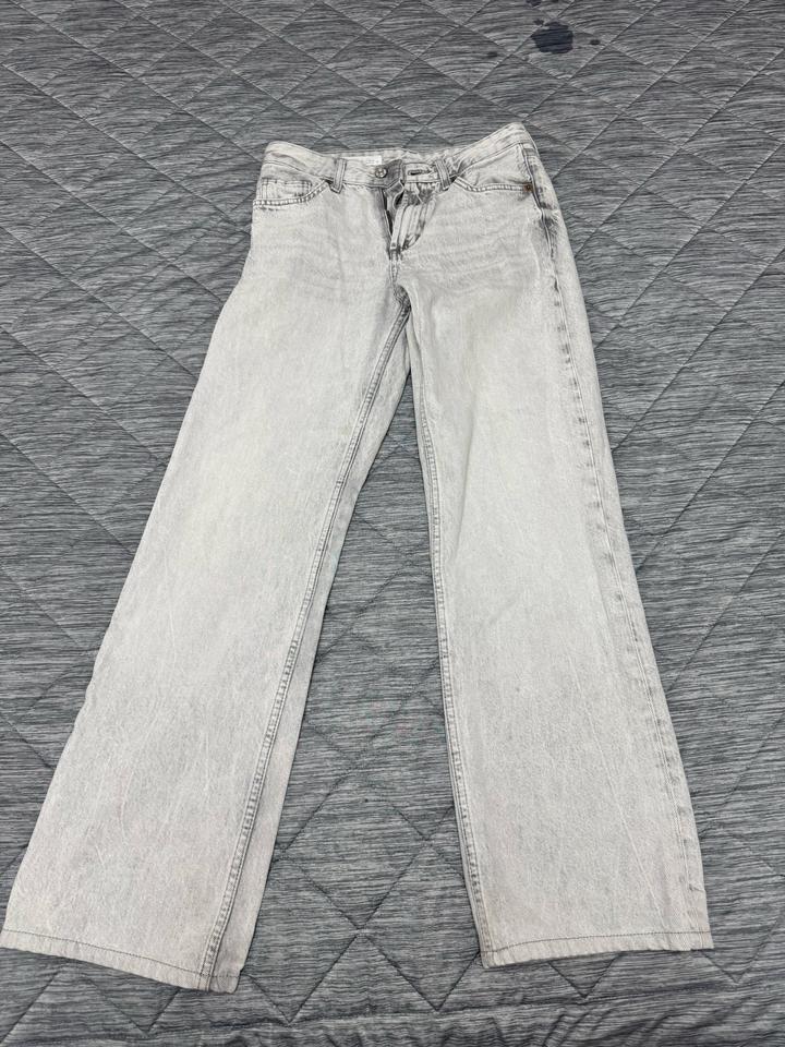 Zara Серые джинсы прямого кроя