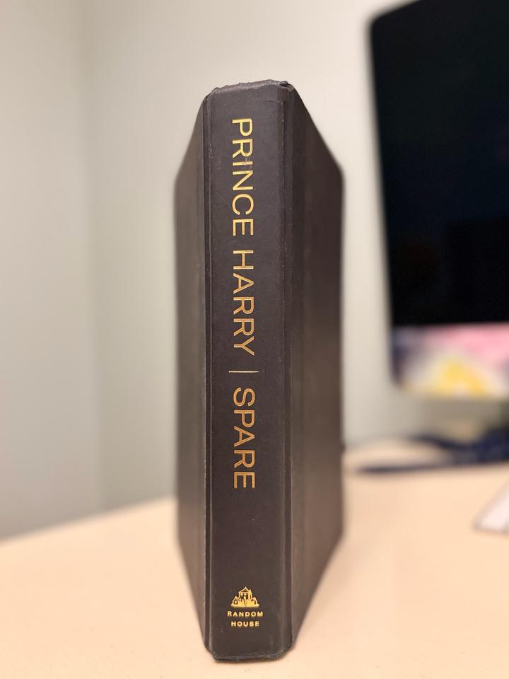 Spare Prince Harry Книга