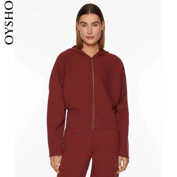 Верх OYSHO