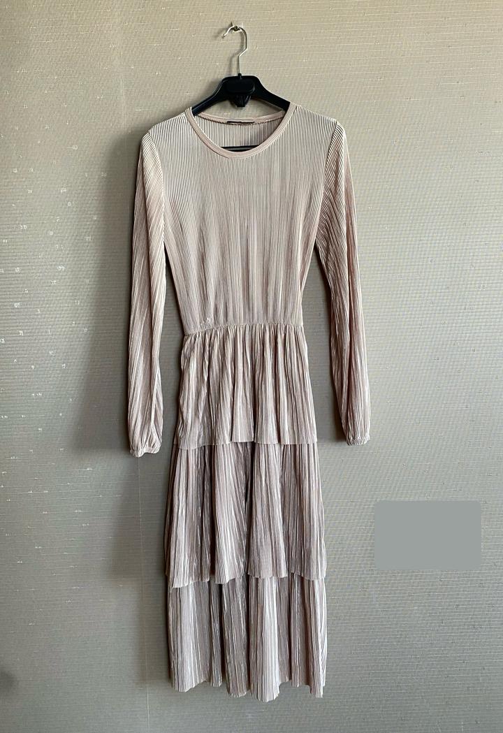Платье Zara