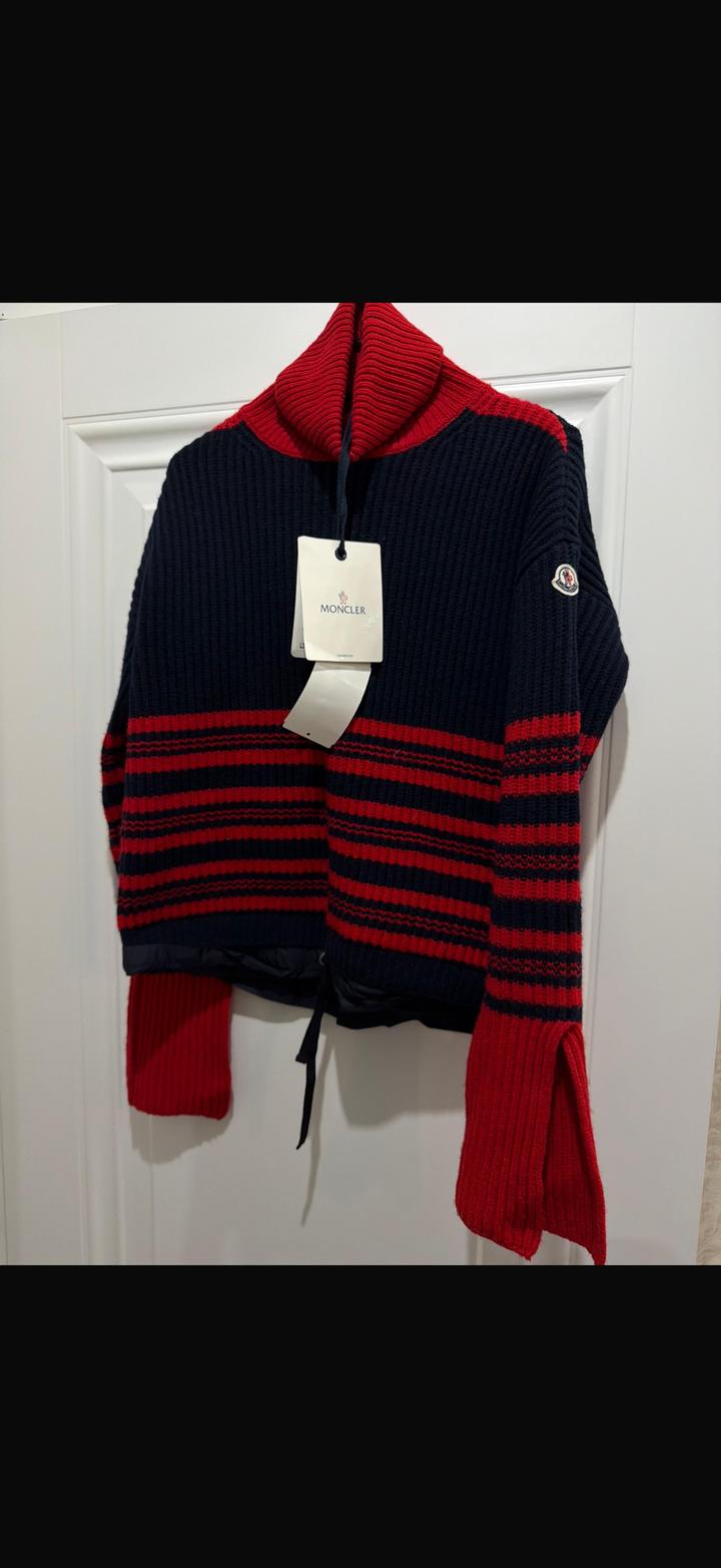 Джемпер Moncler