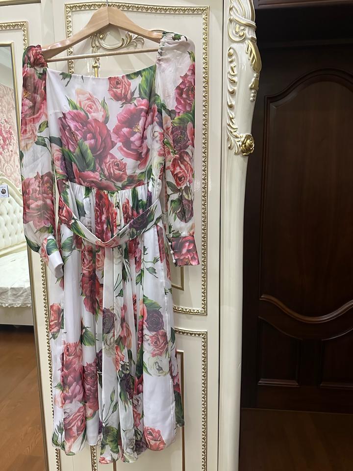 Платье с цветочным принтом
