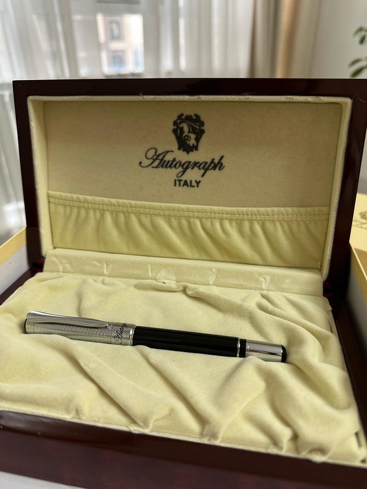 Перьевая ручка Autograph