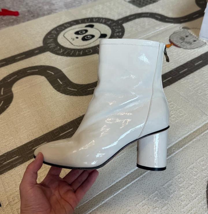 Stuart Weitzman Женские лакированные ботильоны