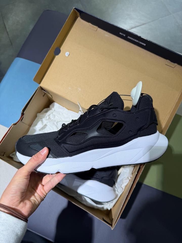Кроссовки Reebok Furylite 95