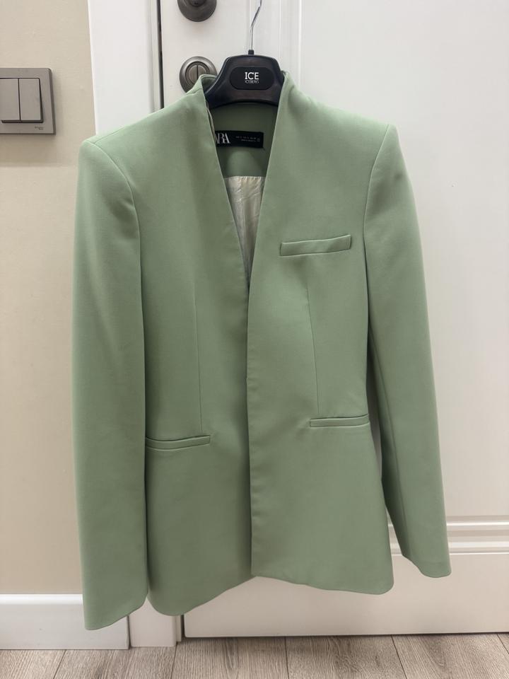Стильный пиджак Zara