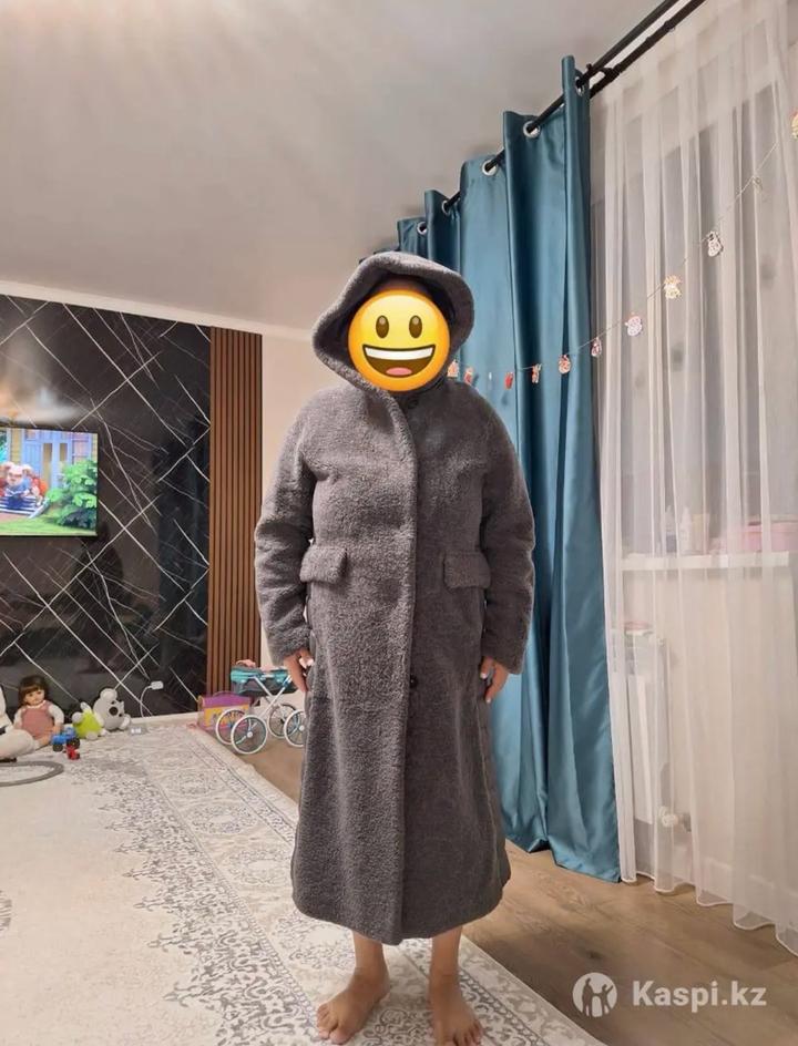 Пальто с капюшоном