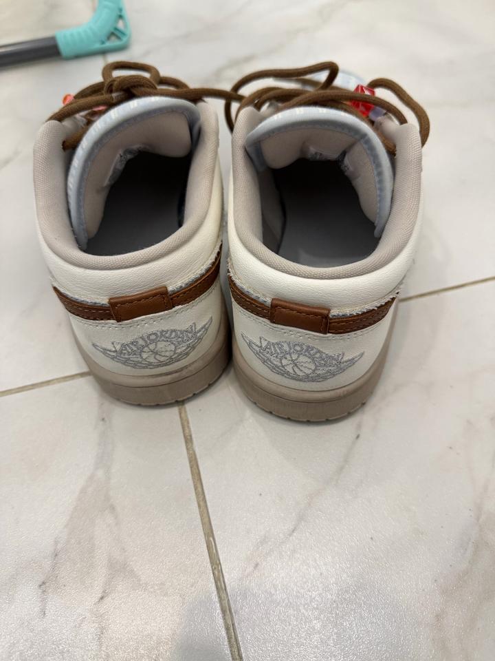 Кроссовки Jordan