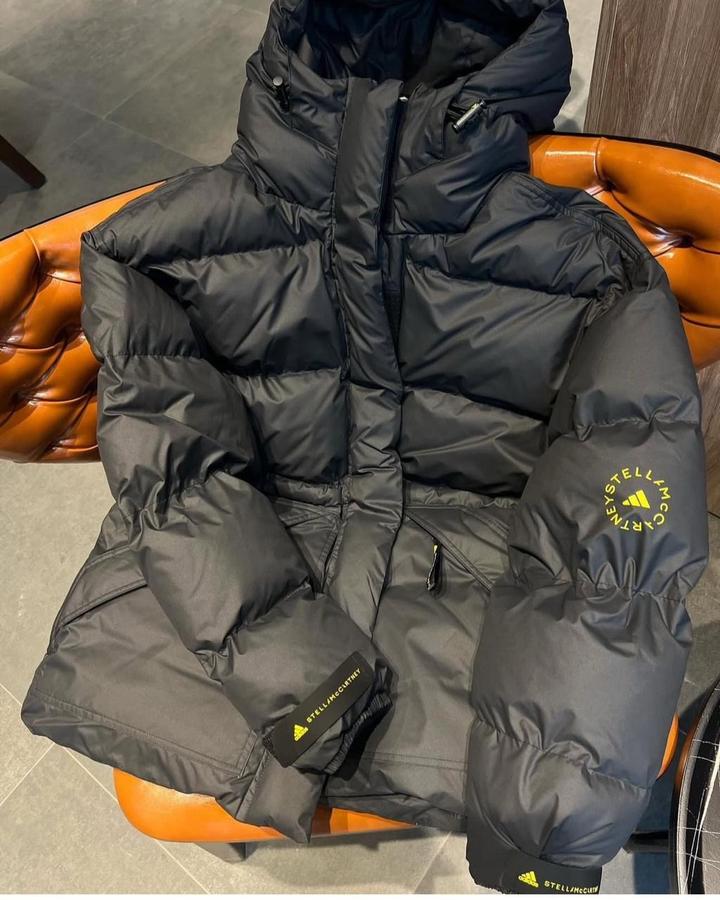 Пуховик adidas by Stella McCartney