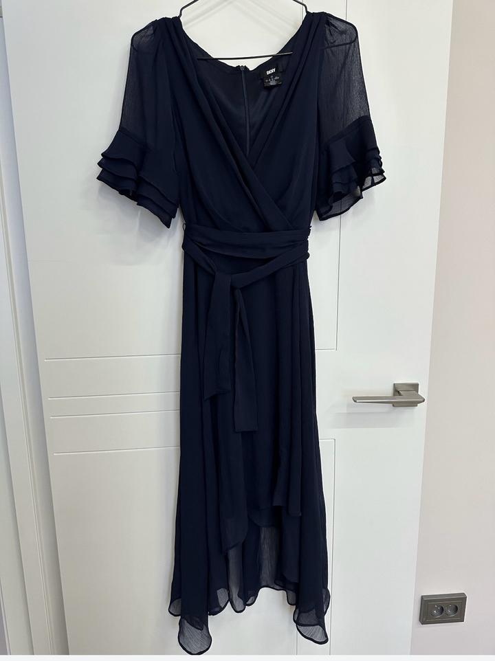 Платье DKNY