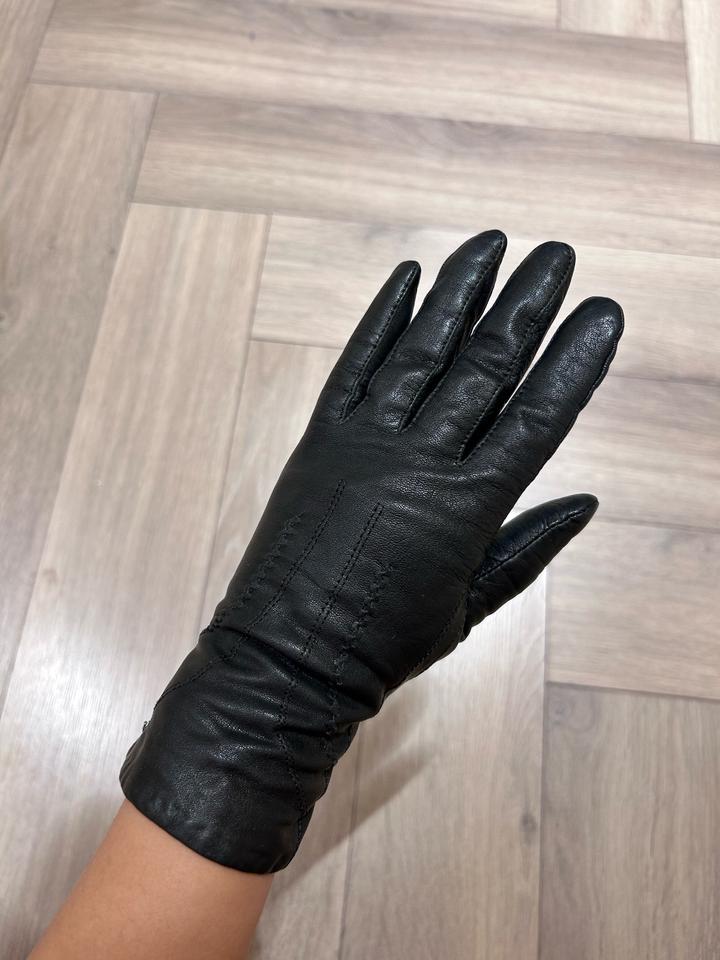 Женские кожаные перчатки