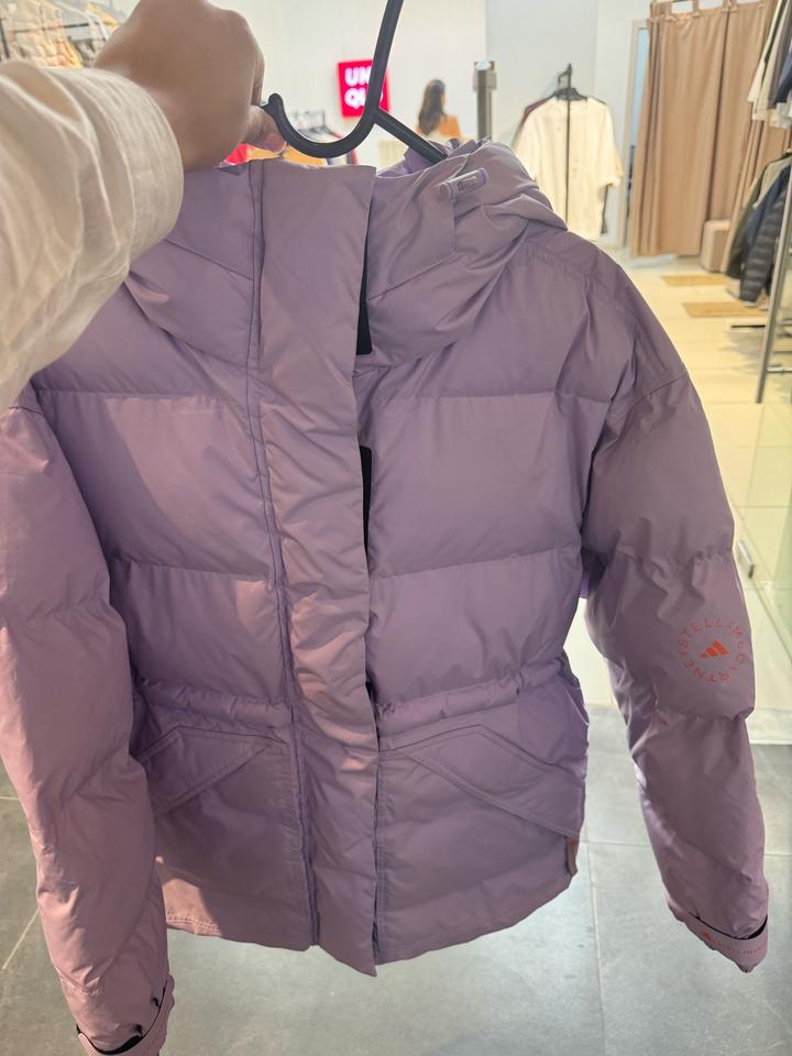Пуховик adidas by Stella McCartney