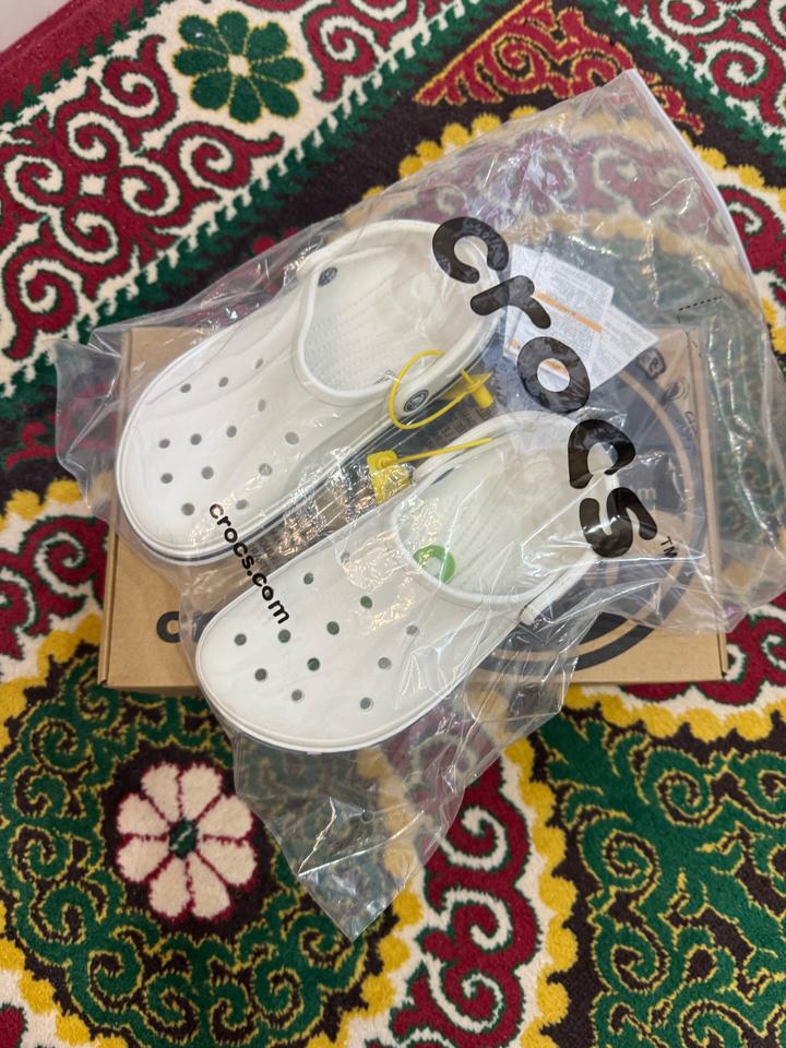 Crocs