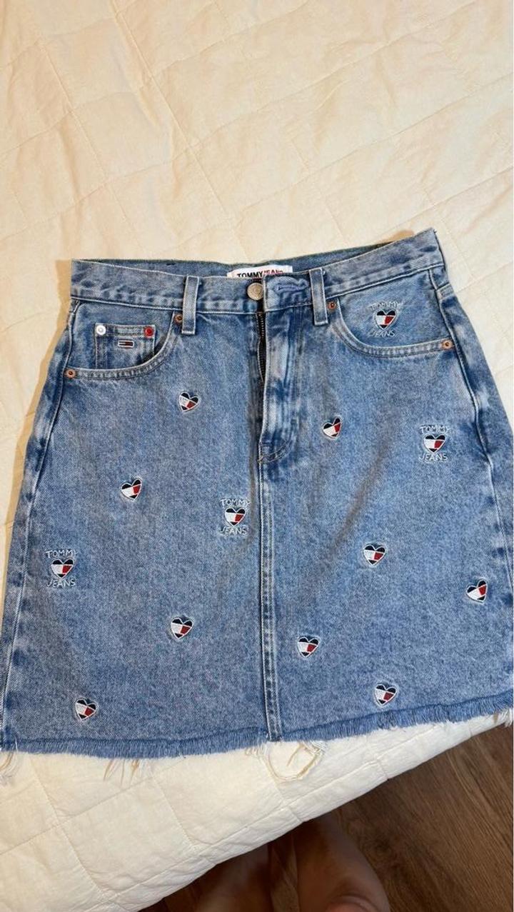 Tommy Hilfiger