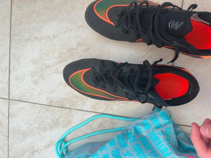 Nike