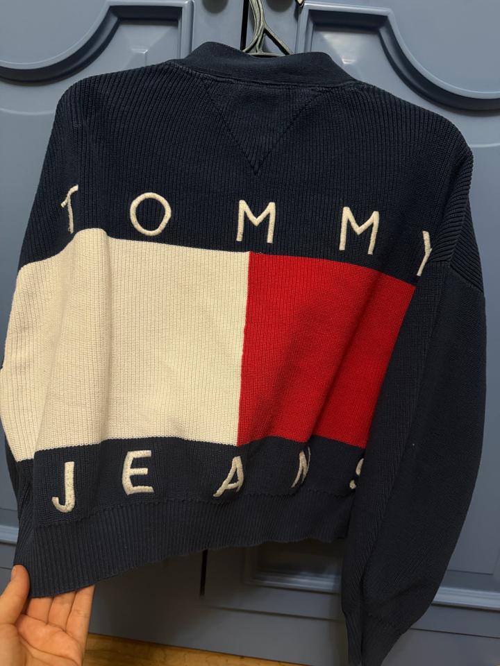 Tommy Hilfiger