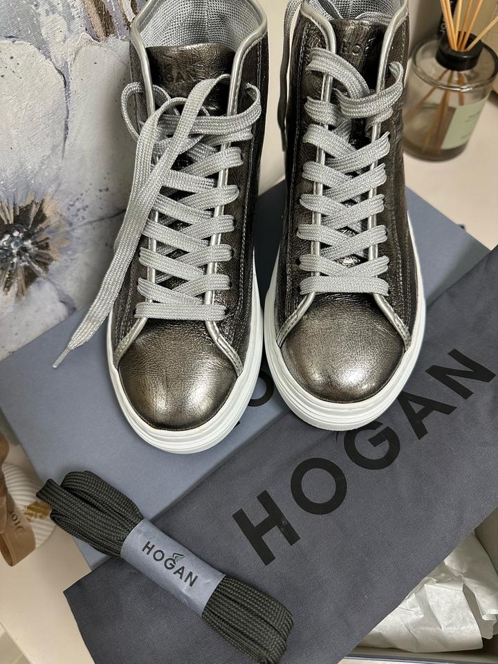 Hogan