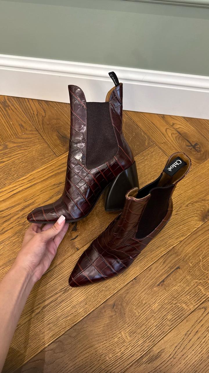 Chloé