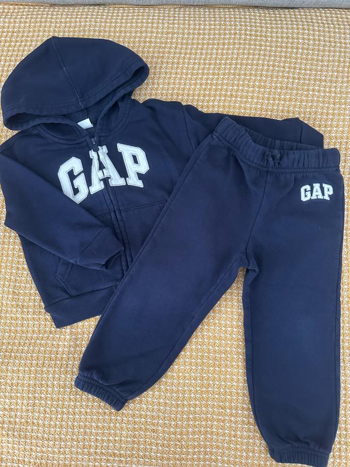 Спортивный костюм GAP