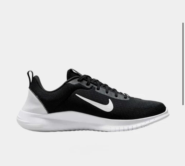 Кроссовки Nike