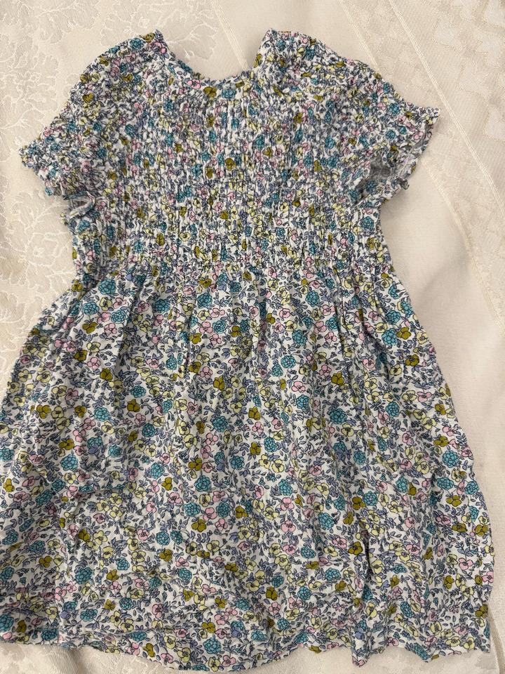 Zara Платье для девочки в цветочный принт
