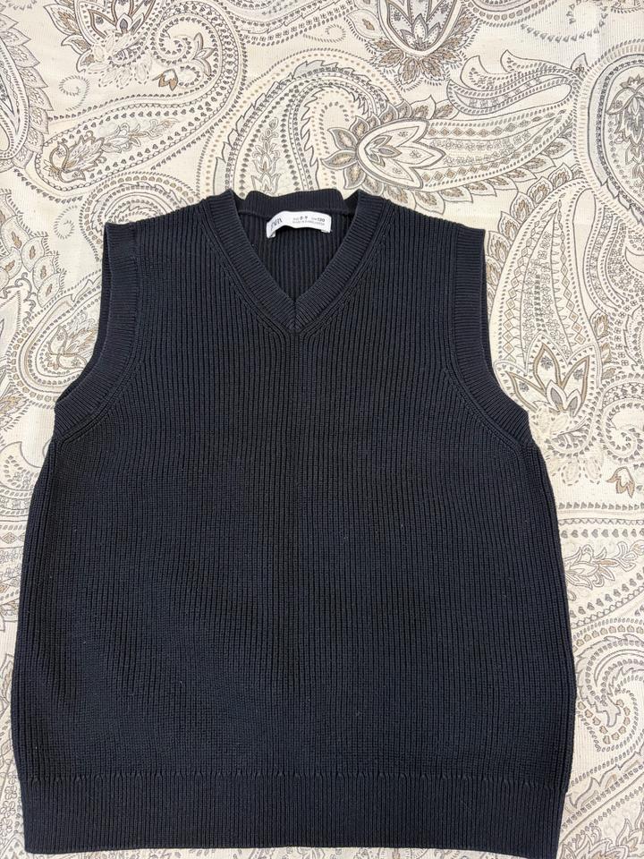 Жилетка ZARA