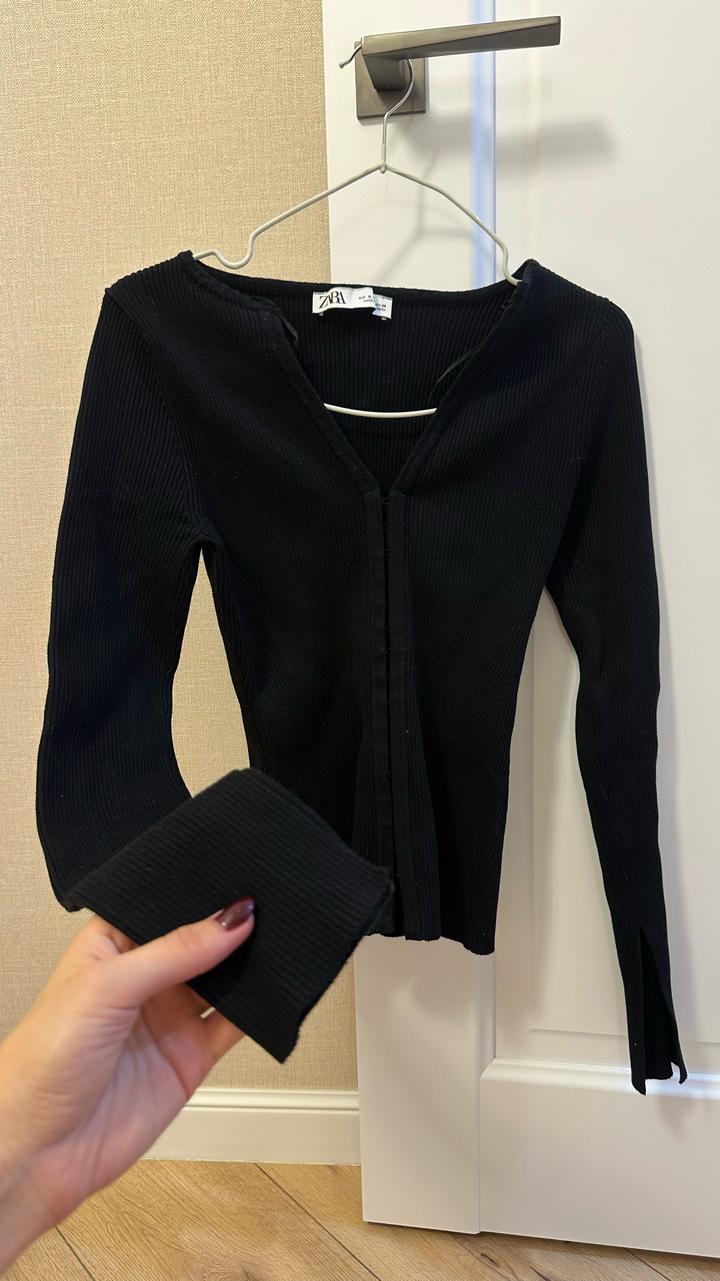 Кофта/свитер ZARA на крючках