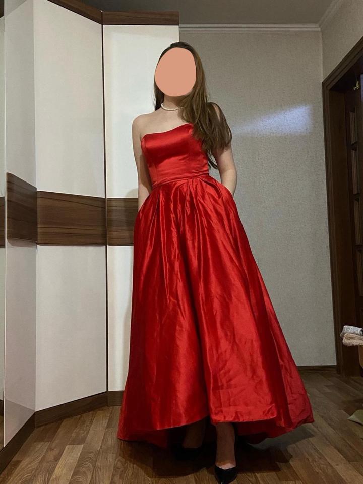 Sherri Hill