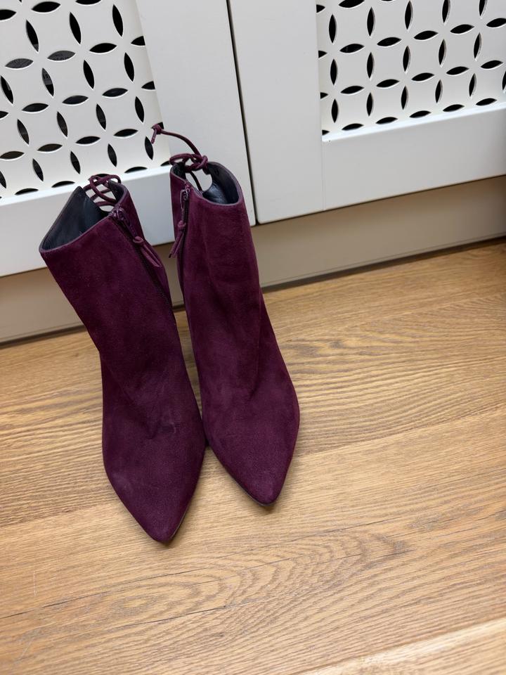 Ботильоны Stuart Weitzman