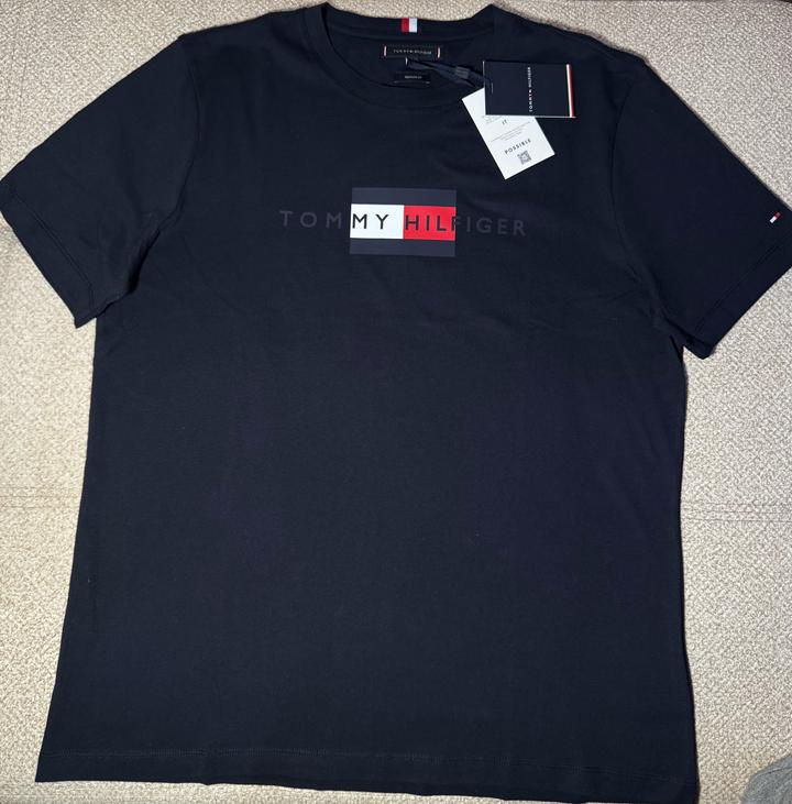 Tommy Hilfiger