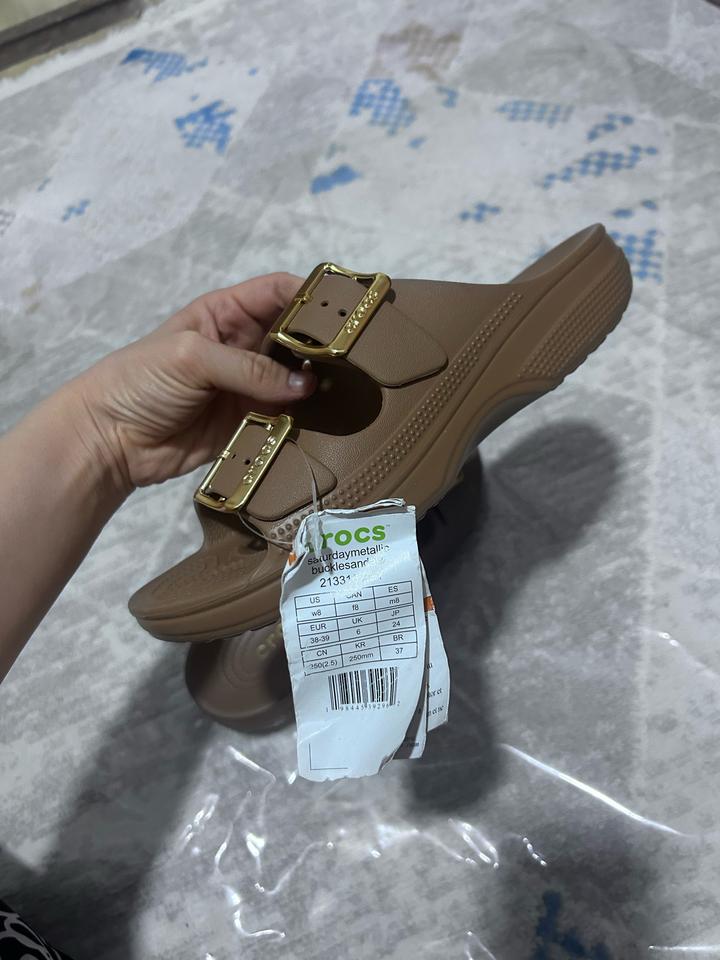 Crocs