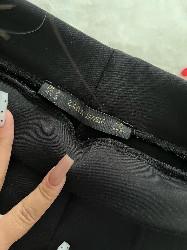 Zara Basic