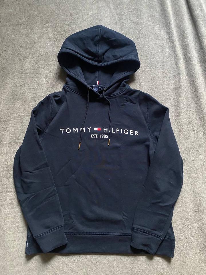 Худи Tommy Hilfiger