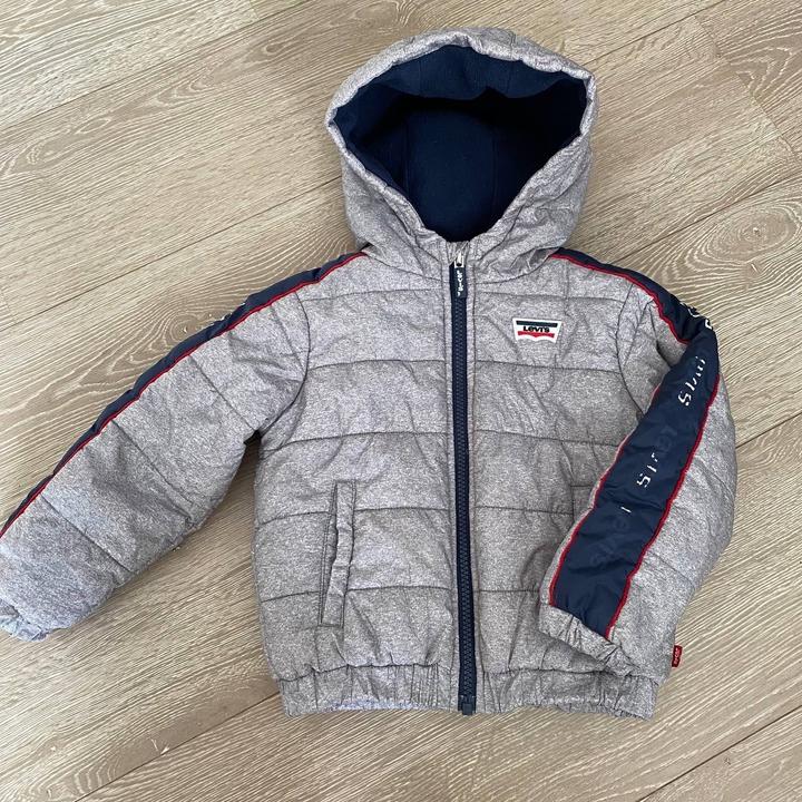 Levi's