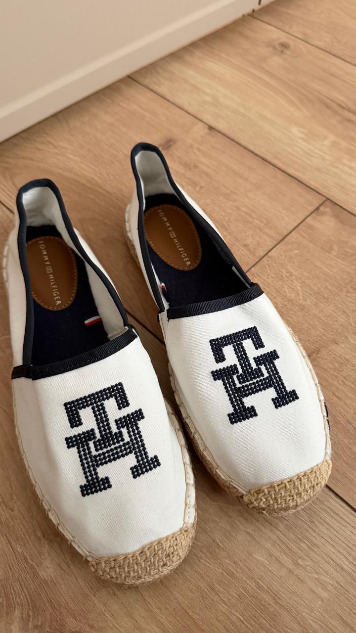 Tommy Hilfiger