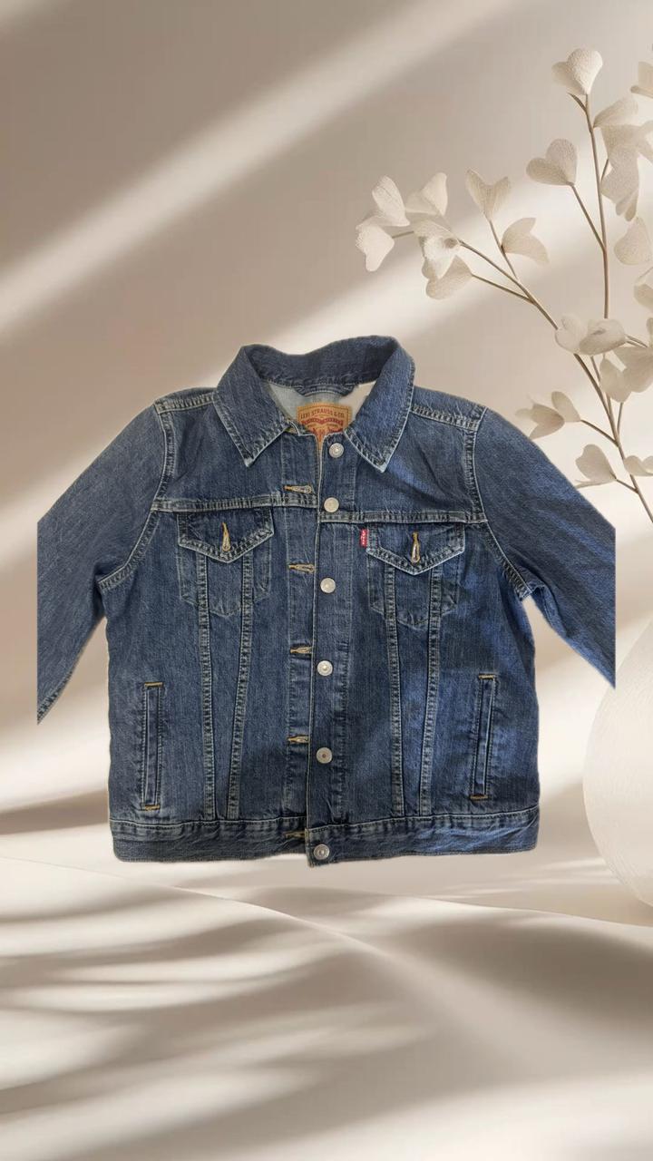 Levi's