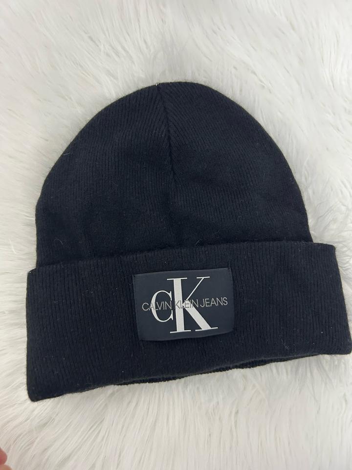 Шапка Calvin Klein Jeans