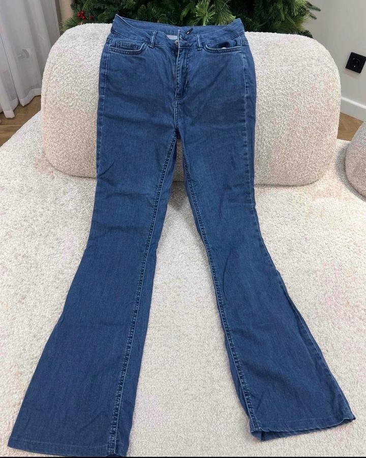 Calzedonia