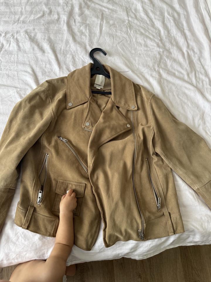 H&M