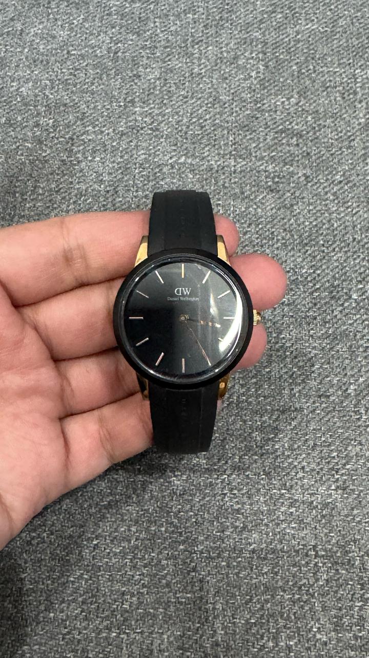 часы Daniel Wellington
