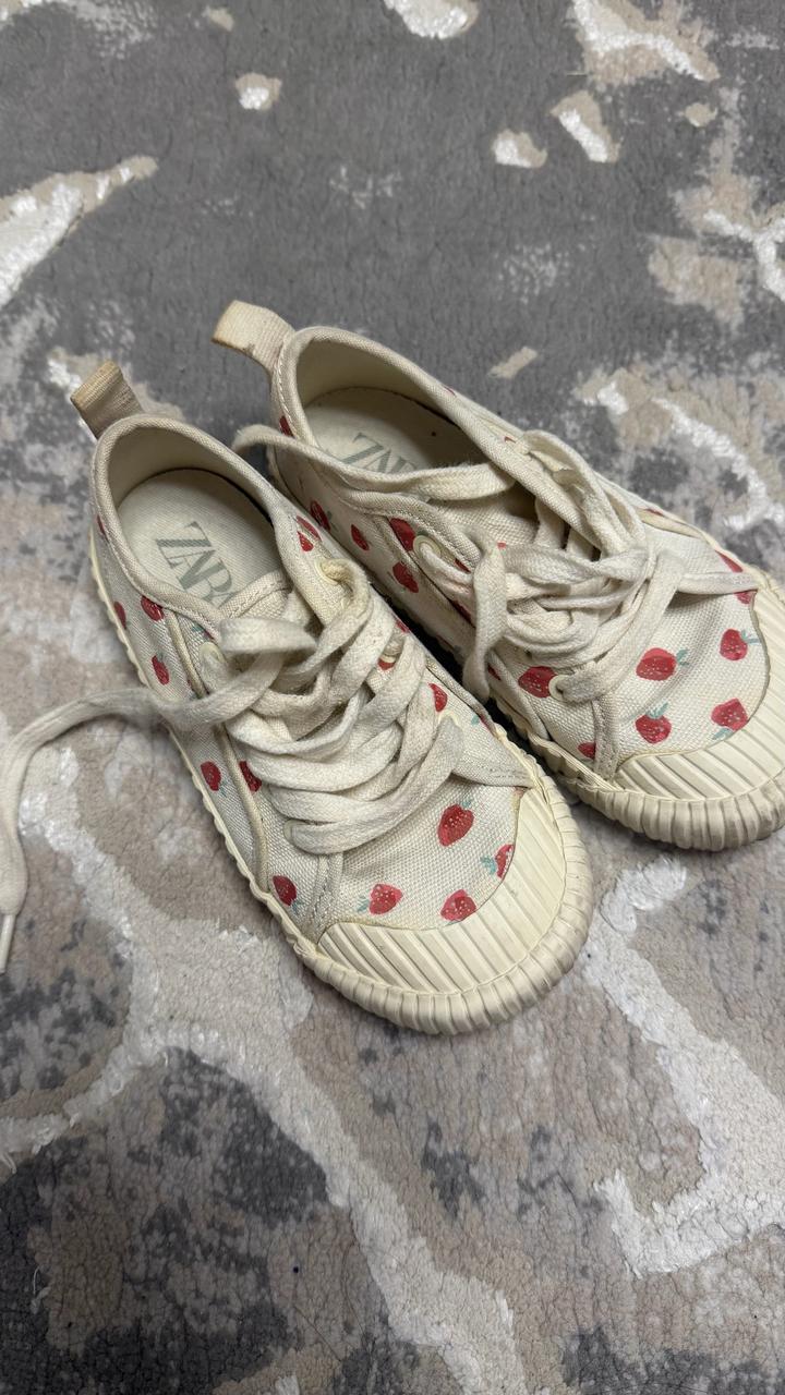 Кеды ZARA