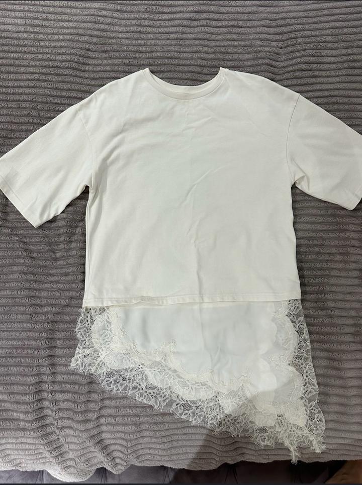 Футболка ZARA с кружевом