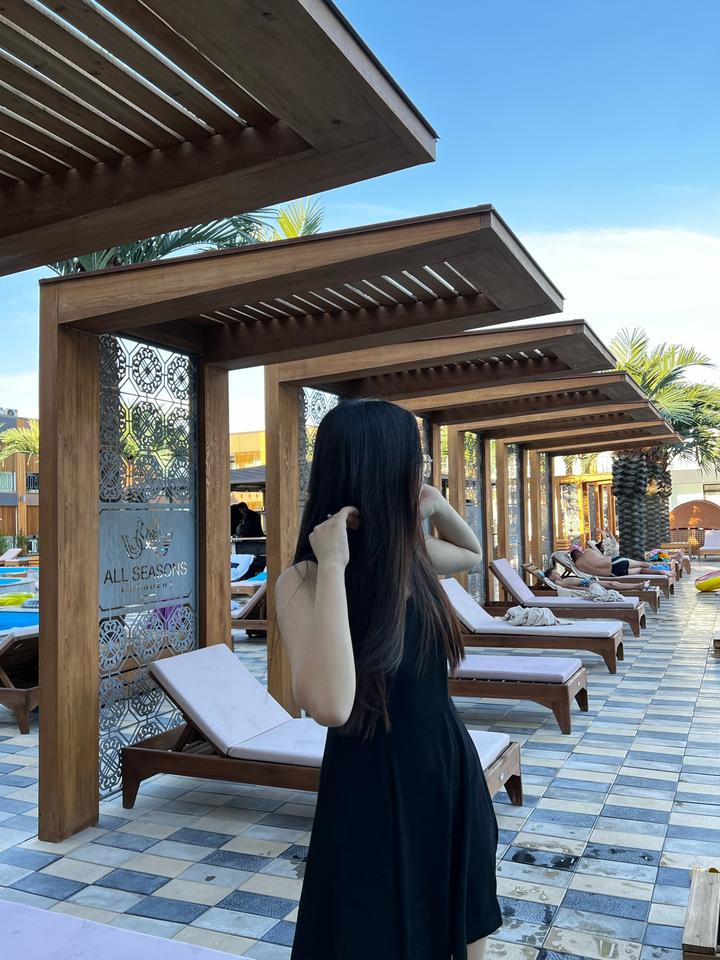 LC Waikiki Черное платье