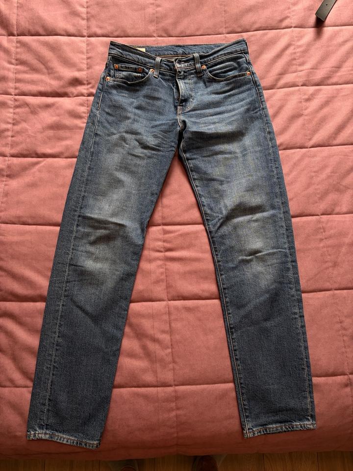 Джинсы Levi's