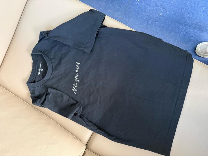 Футболка Uniqlo