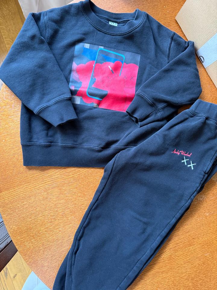 Костюм детский Uniqlo x KAWS x Andy Warhol