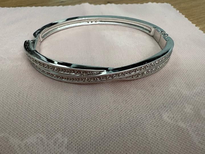 Браслет со стразами Swarovski