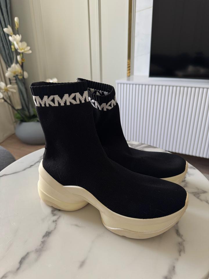 Кроссовки Michael Kors