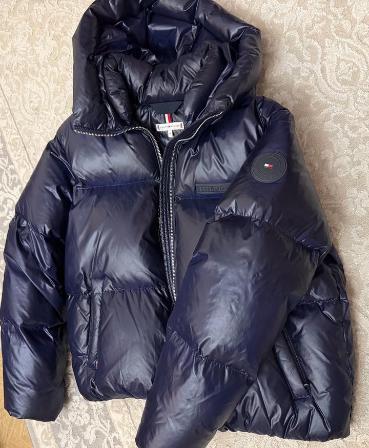 Tommy Hilfiger